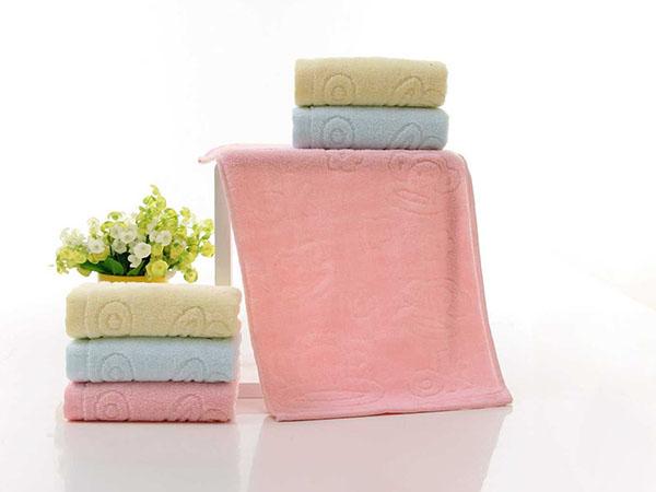 毛巾                东莞市中雅棉柔纺织品专业从事童巾生产